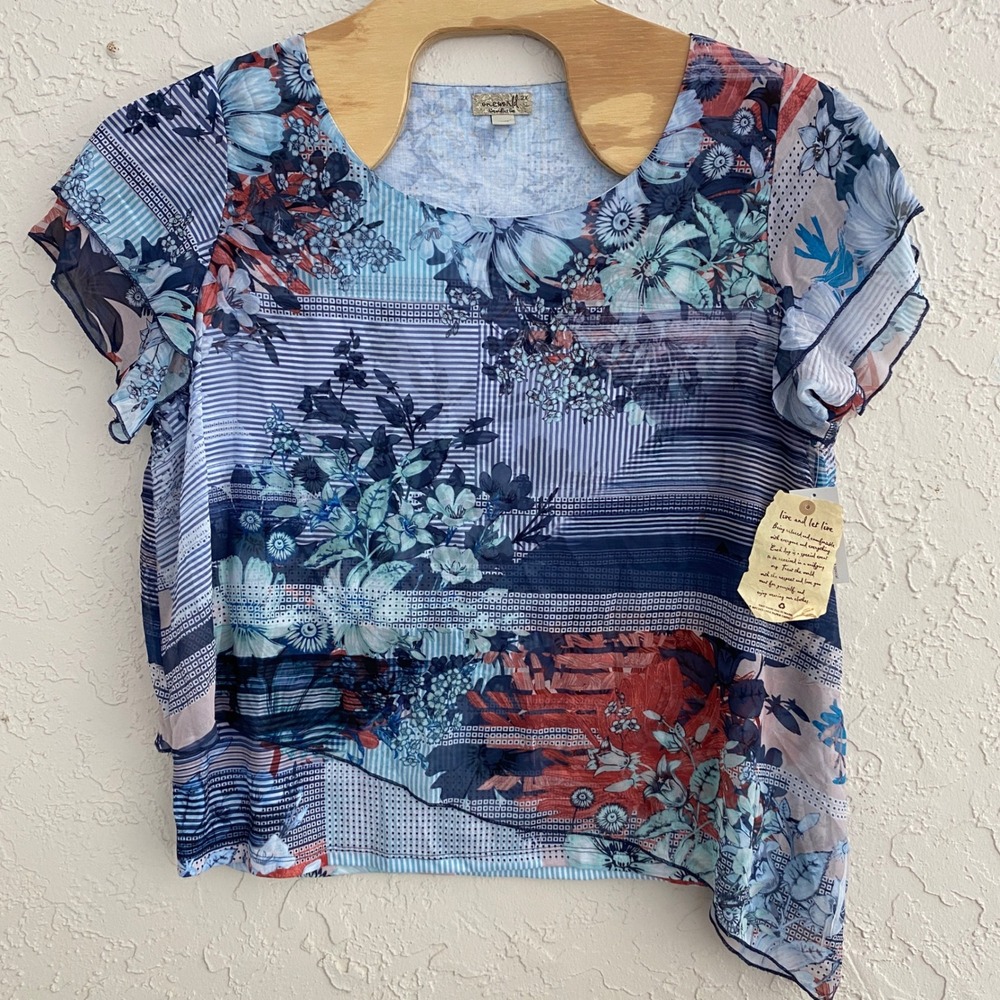 One World Top Women 2X Blue Floral Mixed Print Flutter Sleeve‎ Asymmetrical Hem
